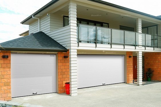 Секционные гаражные ворота Doorhan RSD01 BIW (2200х1900) - фото